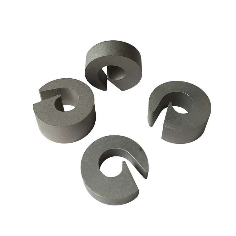 Wear resistant tungsten carbide sand bla